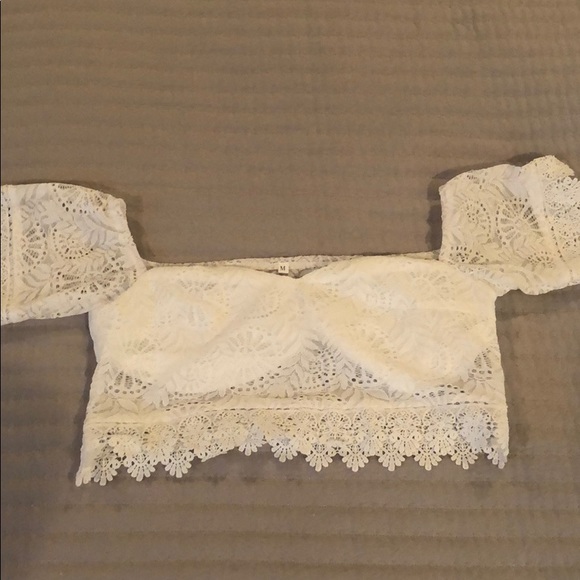 White two piece set - Picture 4 of 5